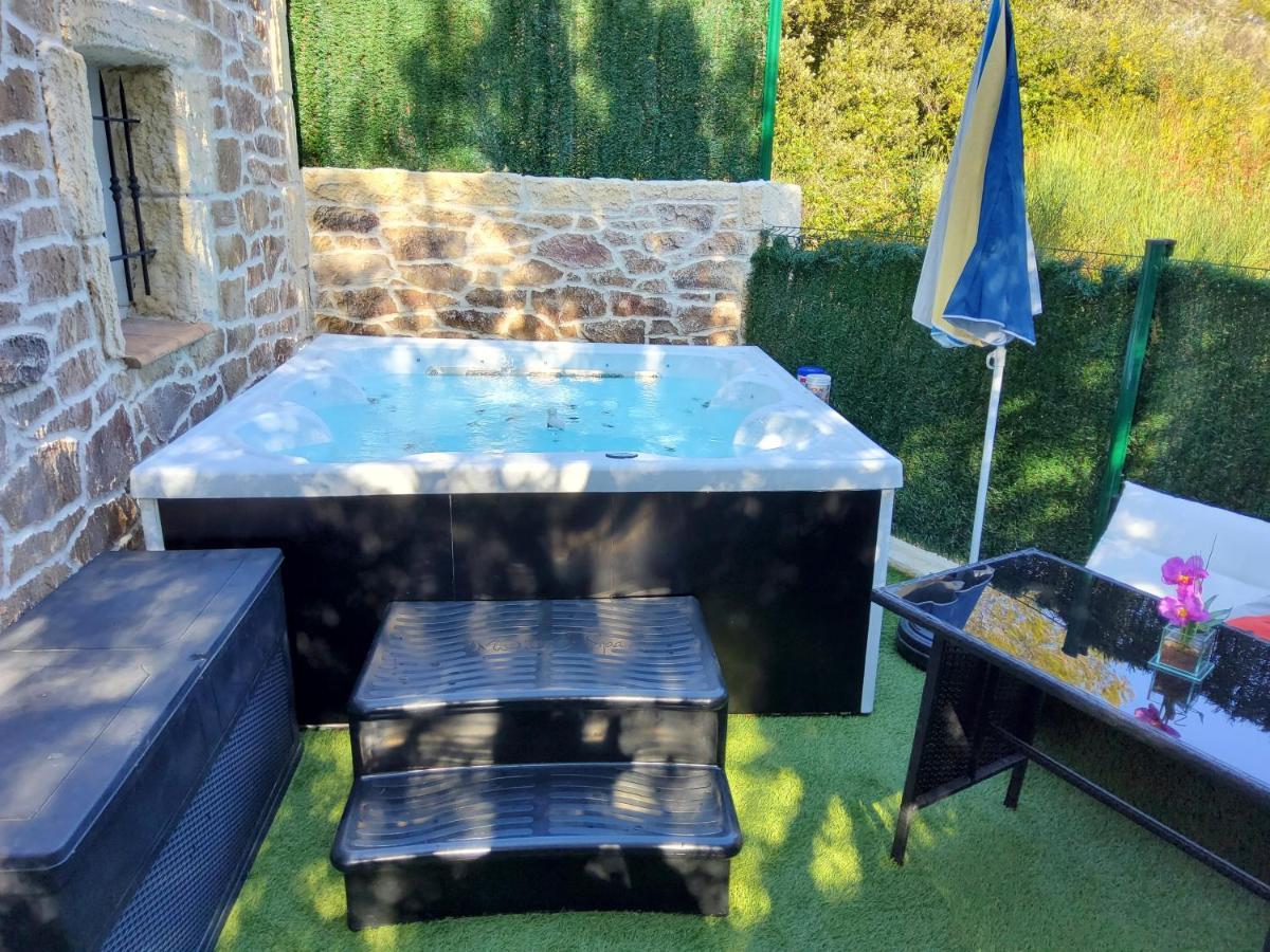 Studio Faillant Lorgues Spa Privatif Avec Superbe Piscine Exterior photo
